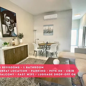 Breathtaking 3-br Beachside Apartment San Juan